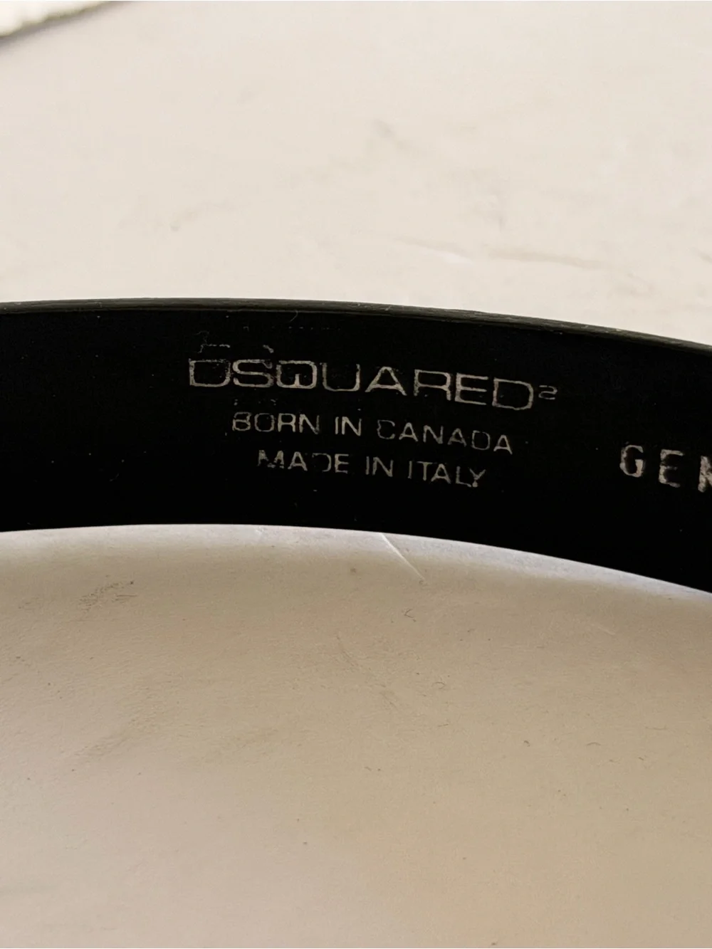 DSQUARED2 sleek black